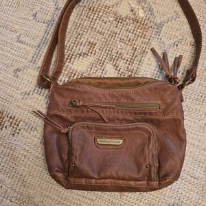 Stone Mountain Accessories Tan Crossbody Bag